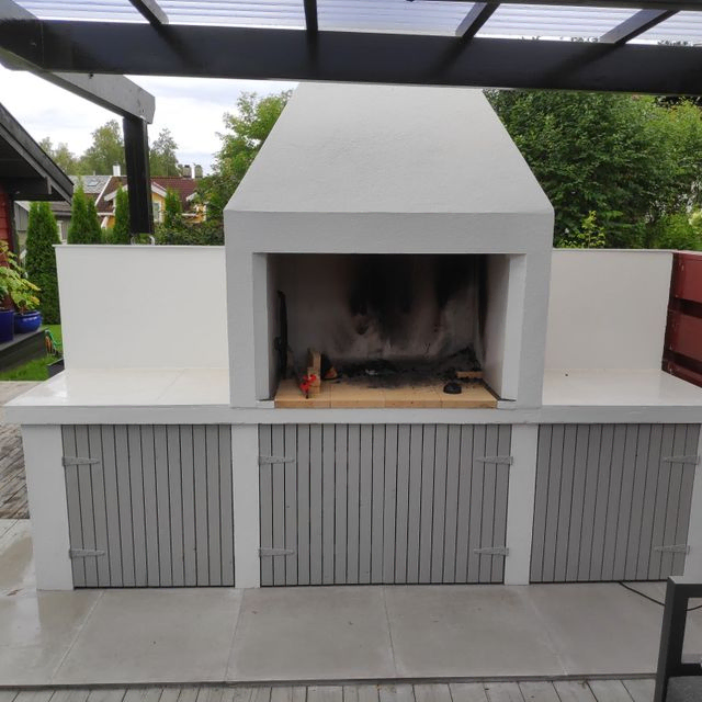 Utegrill laget laget på kundens idé